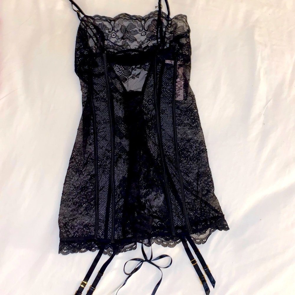 Triangle lace up garter slip